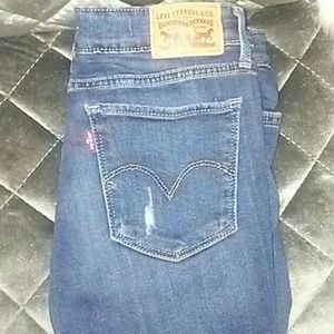 Womens levis
